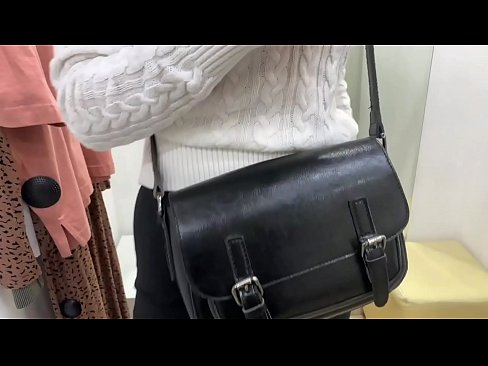 ❤️ Публична мастурбация на младата кучка FeralBerry с вибратор в стаята за обличане ❤❌ Порно vk в bg.sexvideosex.top ️❤